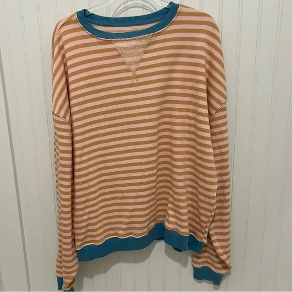 We The Free Latte Combo Sweater NWT Small - Picture 3 of 5